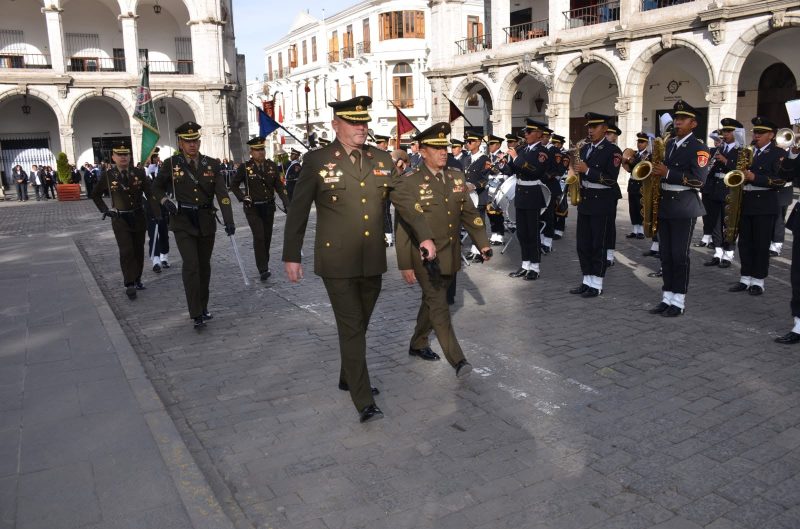 CMFB DESFILE